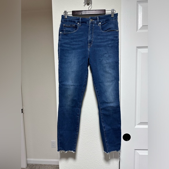 Good American Jeans 12/31 - Picture 3 of 14